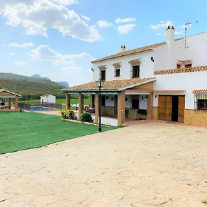 Huerta Abuela María Сasa de vacaciones